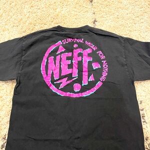 Men’s black Neff T-shirt